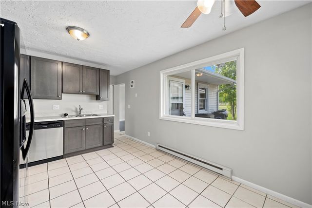 1731 Abbe Road S, Elyria, OH 44035