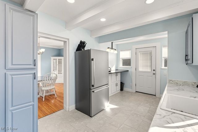 2223 Eldred Avenue, Lakewood, OH 44107