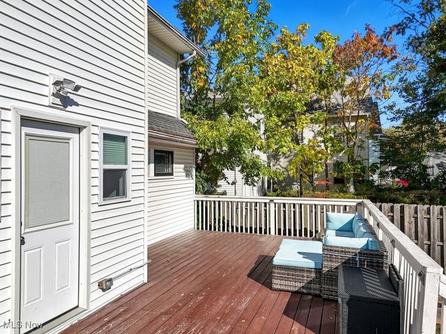 2223 Eldred Avenue, Lakewood, OH 44107