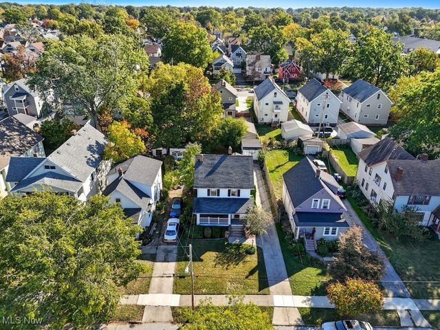 2223 Eldred Avenue, Lakewood, OH 44107