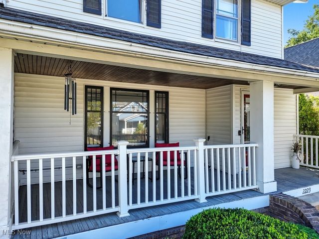 2223 Eldred Avenue, Lakewood, OH 44107