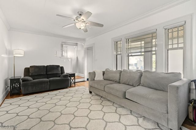 2223 Eldred Avenue, Lakewood, OH 44107