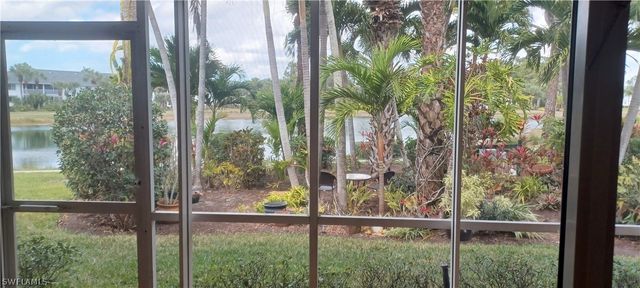 121 Gabriel CIR 1, Naples, FL 34104
