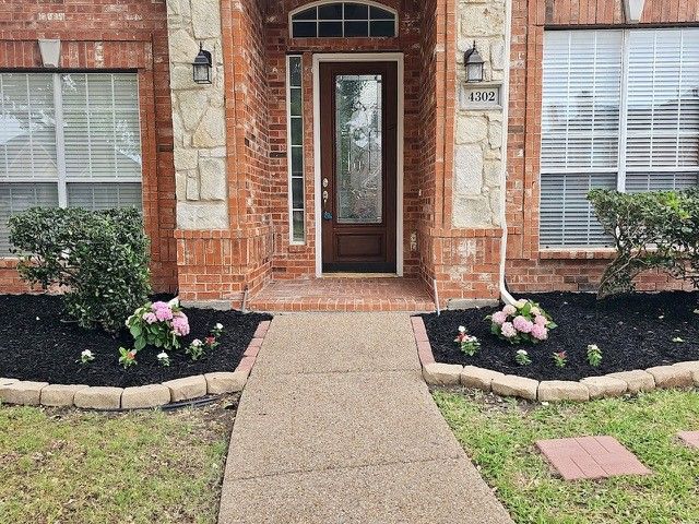 4302 Mulligan Avenue, Mansfield, TX 76063