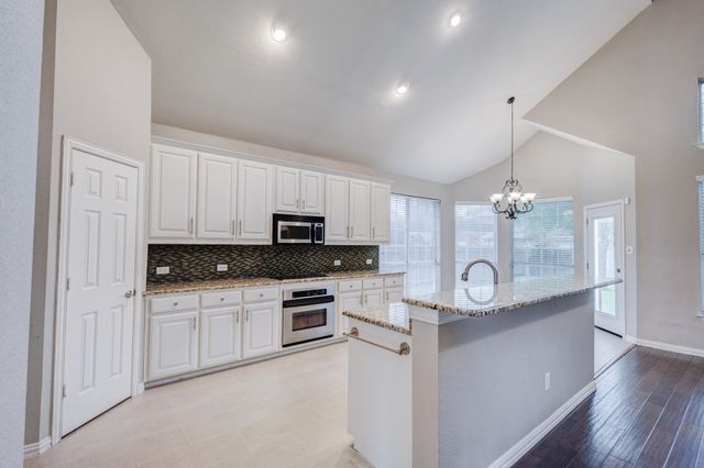 4302 Mulligan Avenue, Mansfield, TX 76063