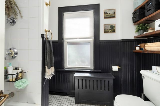 12 Glendale Avenue, Providence, RI 02906