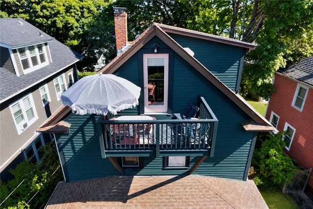 12 Glendale Avenue, Providence, RI 02906