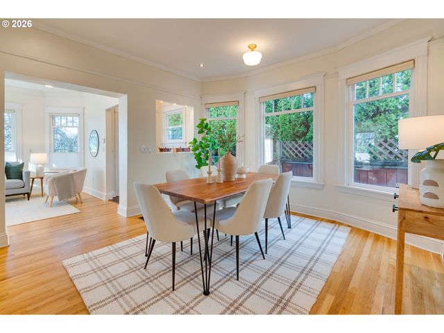 9468 N MOHAWK Ave, Portland, OR 97203