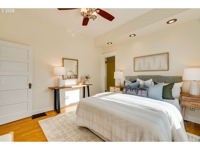 9468 N MOHAWK Ave, Portland, OR 97203