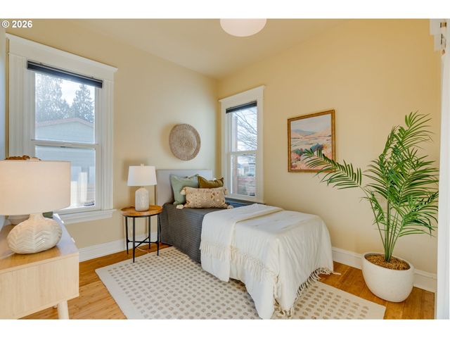 9468 N MOHAWK Ave, Portland, OR 97203