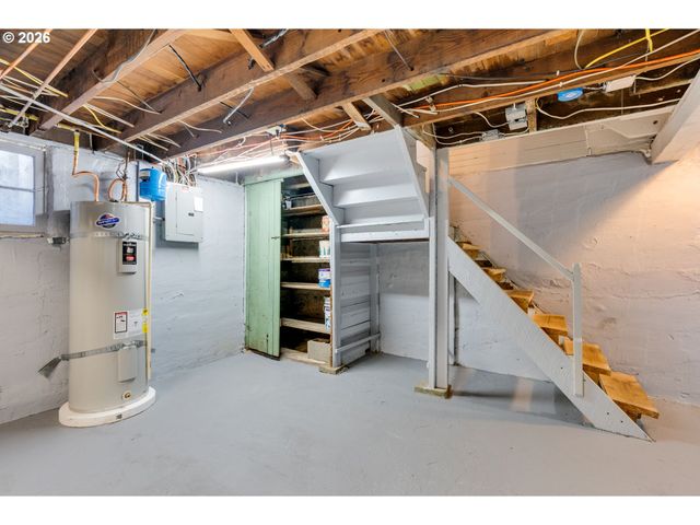 9468 N MOHAWK Ave, Portland, OR 97203