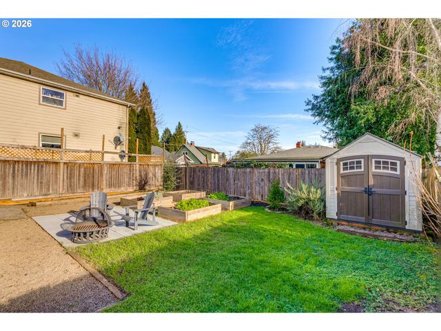 9468 N MOHAWK Ave, Portland, OR 97203