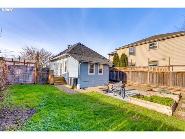 9468 N MOHAWK Ave, Portland, OR 97203