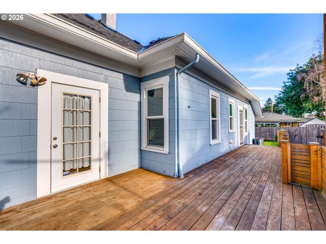 9468 N MOHAWK Ave, Portland, OR 97203