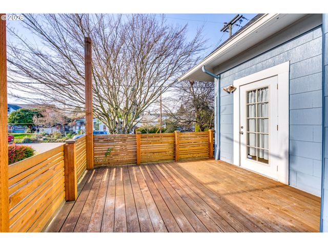 9468 N MOHAWK Ave, Portland, OR 97203