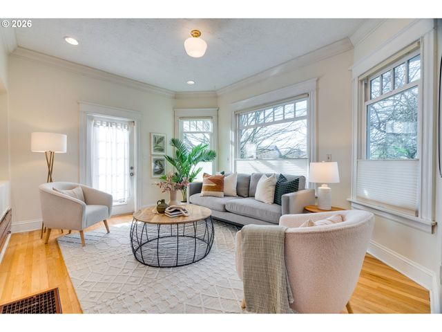 9468 N MOHAWK Ave, Portland, OR 97203