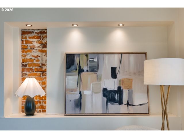 9468 N MOHAWK Ave, Portland, OR 97203