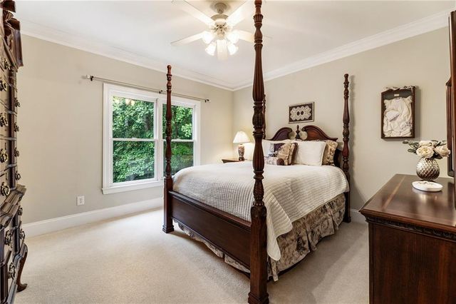4110 Runnymede Drive SW, Lilburn, GA 30047