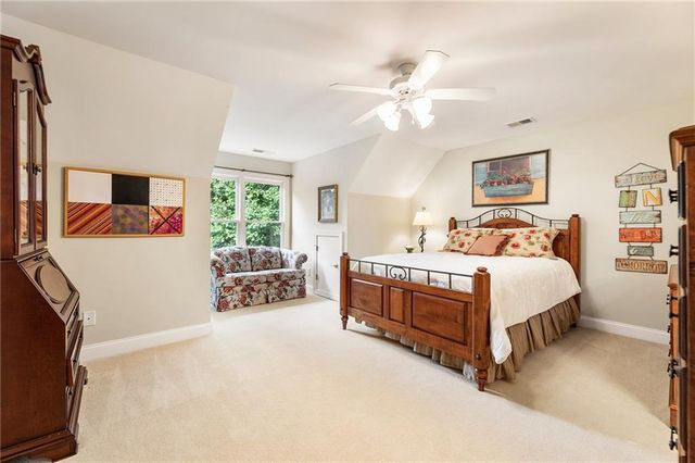 4110 Runnymede Drive SW, Lilburn, GA 30047