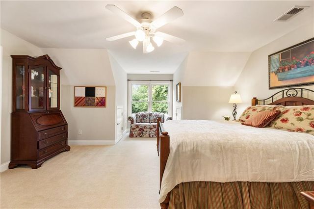 4110 Runnymede Drive SW, Lilburn, GA 30047