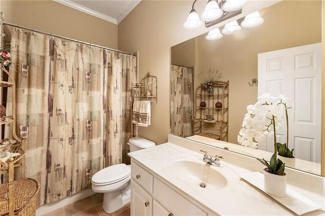 4110 Runnymede Drive SW, Lilburn, GA 30047