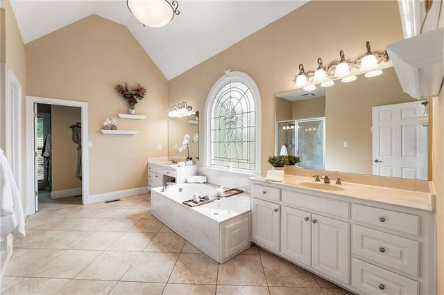 4110 Runnymede Drive SW, Lilburn, GA 30047
