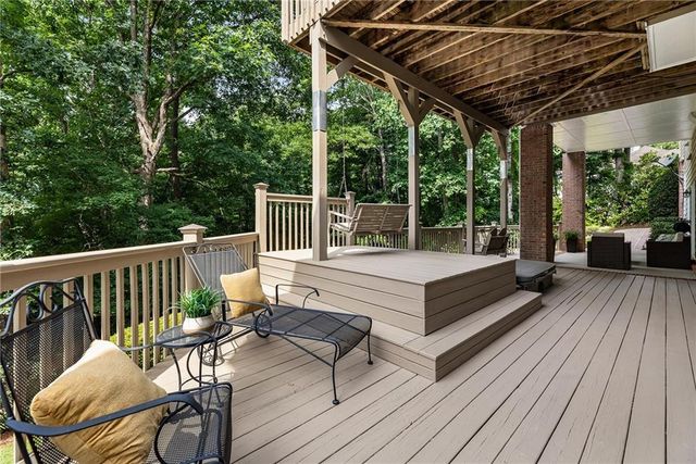 4110 Runnymede Drive SW, Lilburn, GA 30047