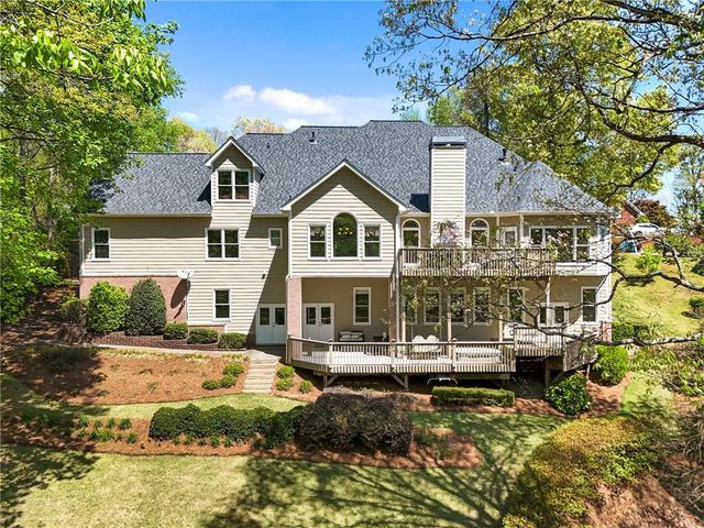 4110 Runnymede Drive SW, Lilburn, GA 30047