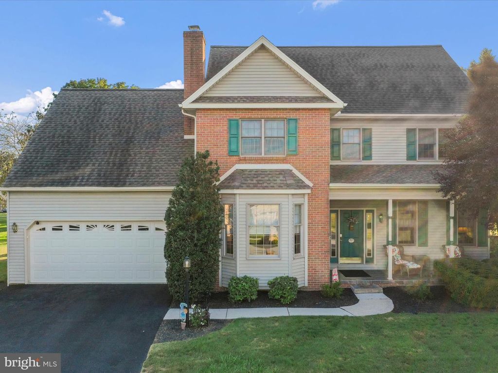 1440 HIGHFIELD CT, Chambersburg, PA 17202