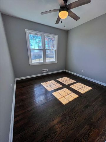 7910 E 74th Street, Kansas City, MO 64133