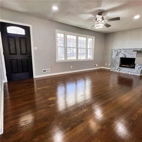 7910 E 74th Street, Kansas City, MO 64133