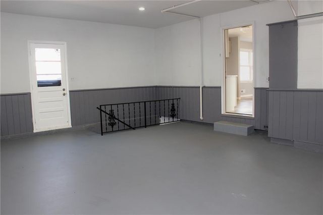 7910 E 74th Street, Kansas City, MO 64133