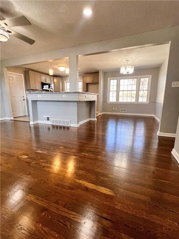 7910 E 74th Street, Kansas City, MO 64133