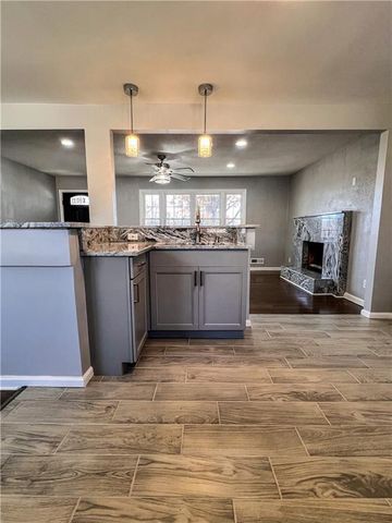 7910 E 74th Street, Kansas City, MO 64133