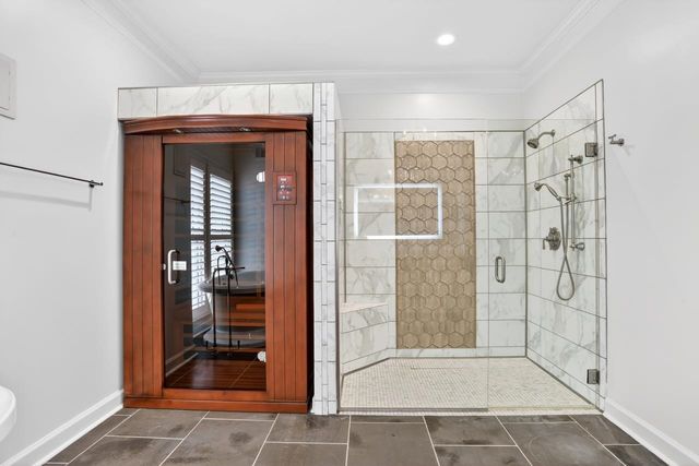 8875 STONE FARM CIR, Germantown, TN 38138