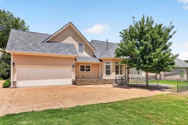 8875 STONE FARM CIR, Germantown, TN 38138