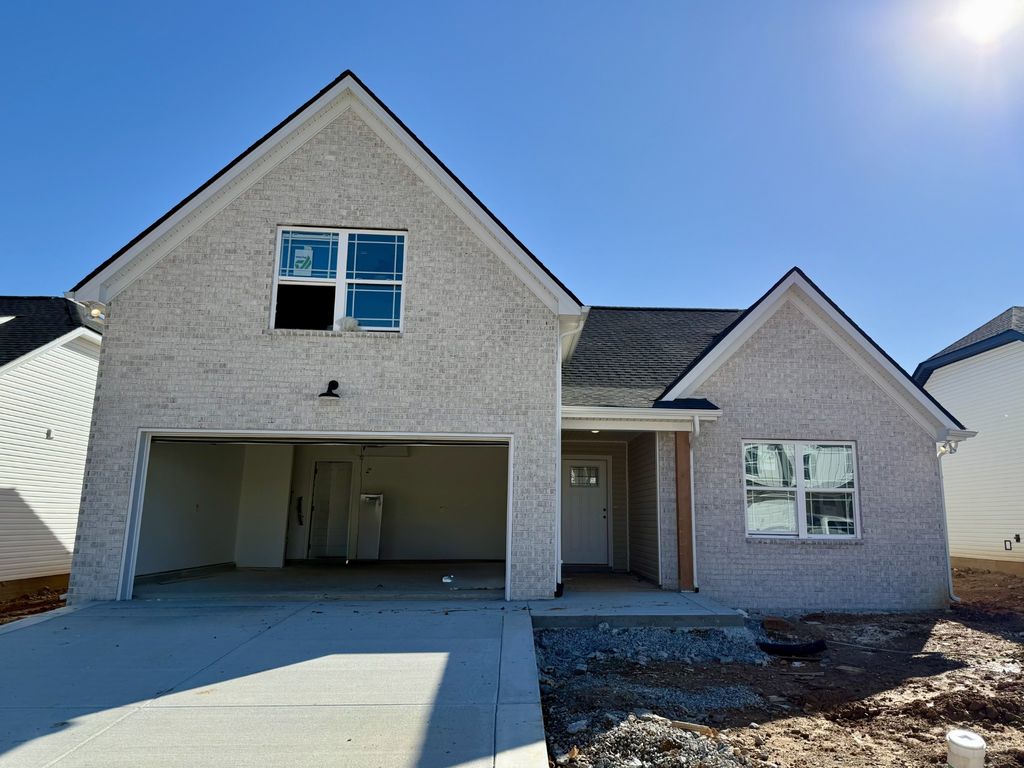 1129 Javier Dr, Springfield, TN 37172