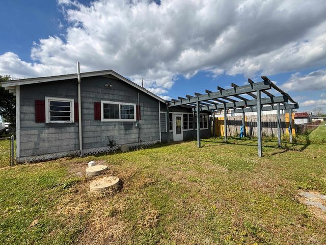 229 New Haven Street, Raceland, LA 70394