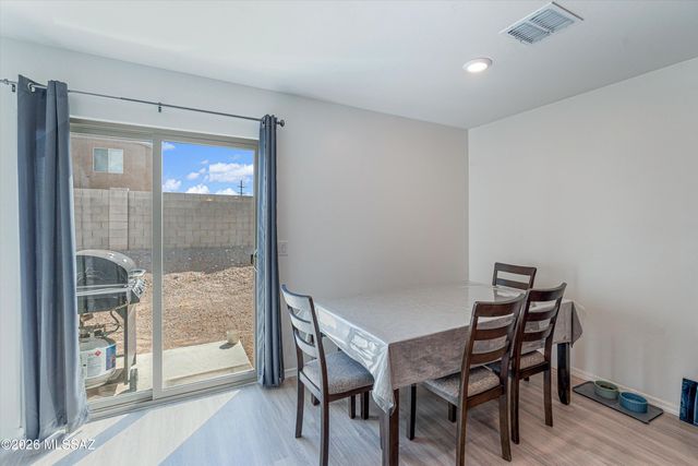 5980 S Antrim Loop, Tucson, AZ 85706