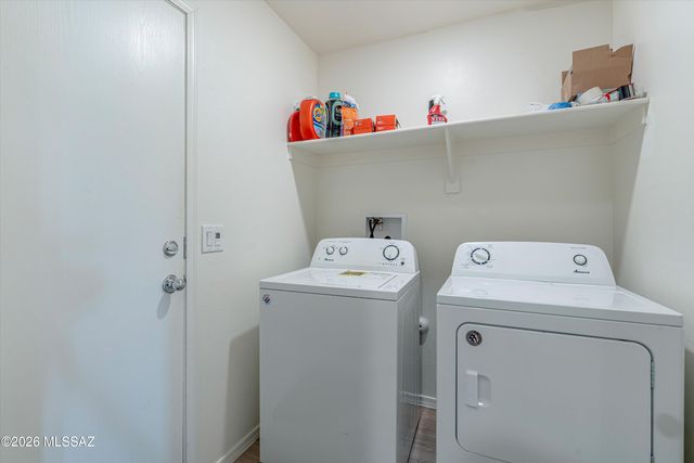 5980 S Antrim Loop, Tucson, AZ 85706