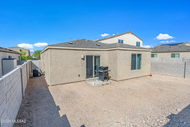 5980 S Antrim Loop, Tucson, AZ 85706