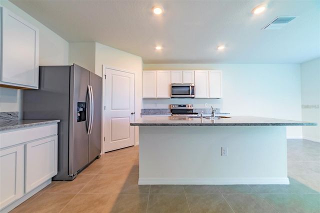 9138 FORGE BREEZE LOOP, Wesley Chapel, FL 33545