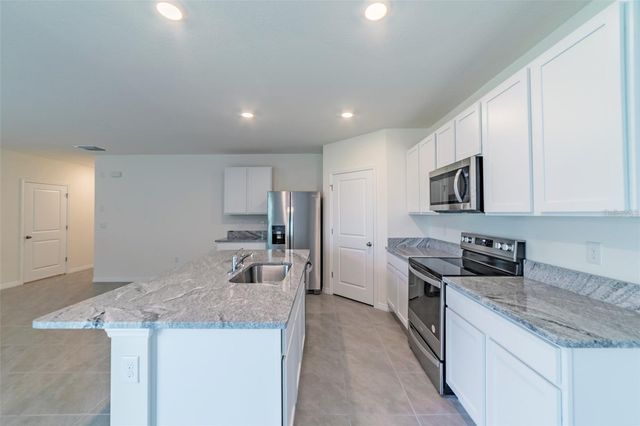 9138 FORGE BREEZE LOOP, Wesley Chapel, FL 33545