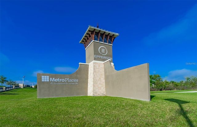 9138 FORGE BREEZE LOOP, Wesley Chapel, FL 33545
