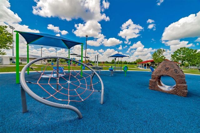 9138 FORGE BREEZE LOOP, Wesley Chapel, FL 33545
