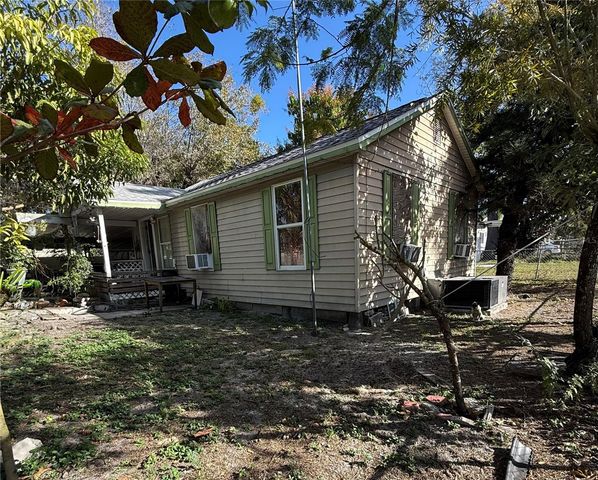 10 MAYS STREET, Plant City, FL 33563