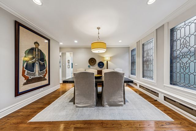 20 E Cedar Street 2C, Chicago, IL 60611