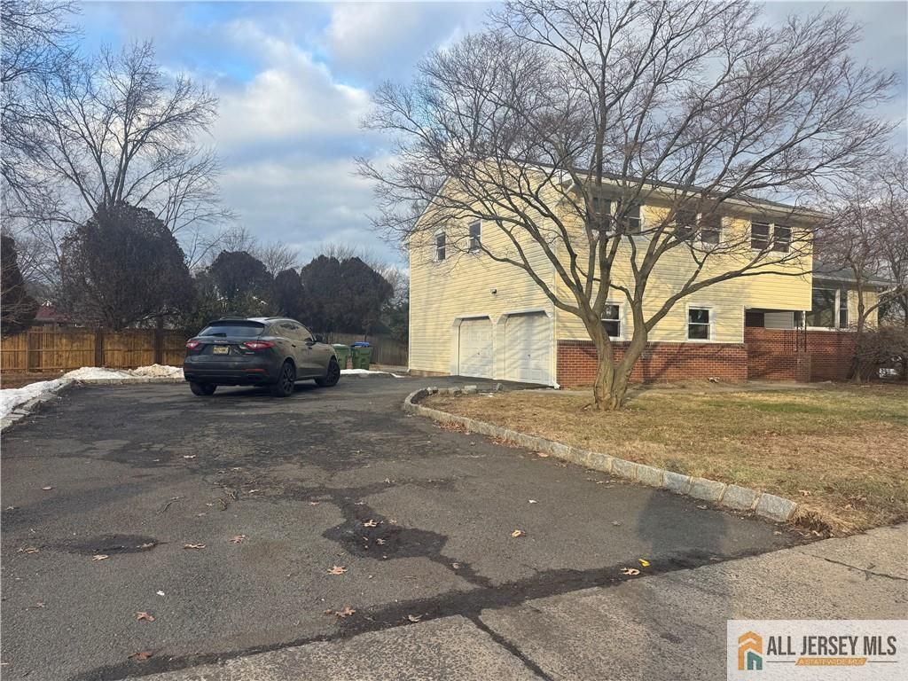 1868 Oak Tree Road, Edison, NJ 08820