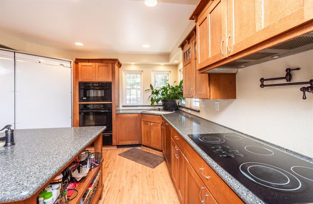 7420 Woodside Dr, Citrus Heights, CA 95621