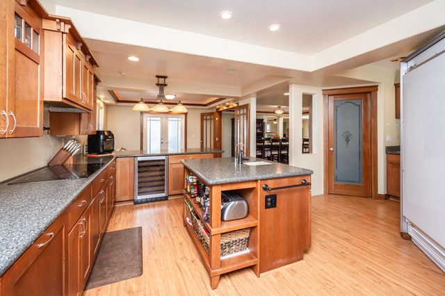 7420 Woodside Dr, Citrus Heights, CA 95621